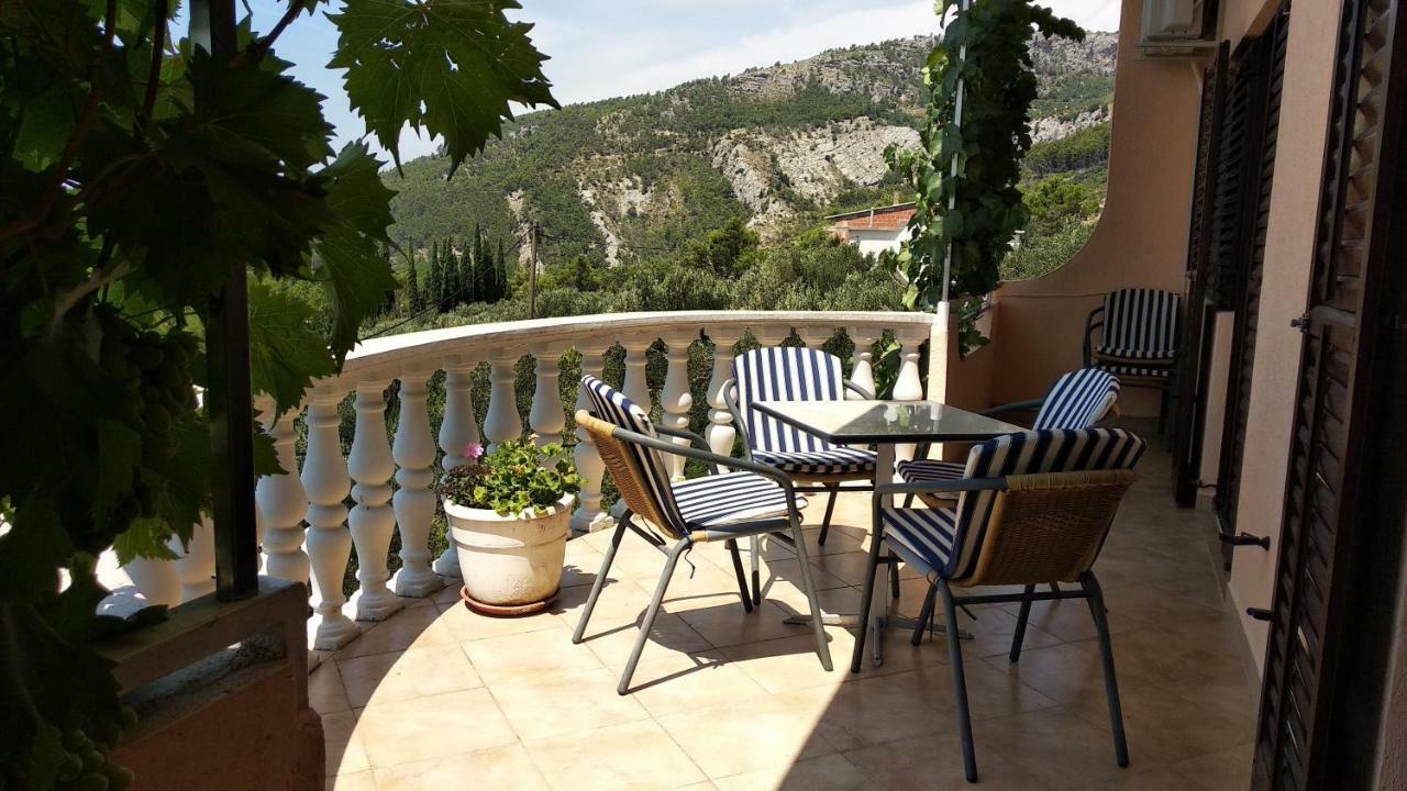Apartment Ivo Veliko Brdo Makarska Esterno foto